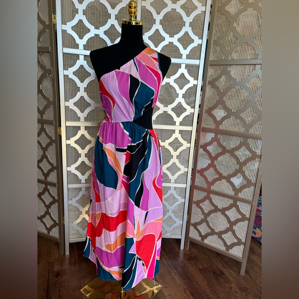 NWOT | Cutout Dress | Maxi | Medium